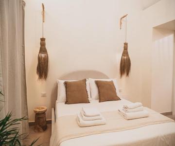OAZA Design Apartments Jacuzzi Suite or Shower City Center Catania