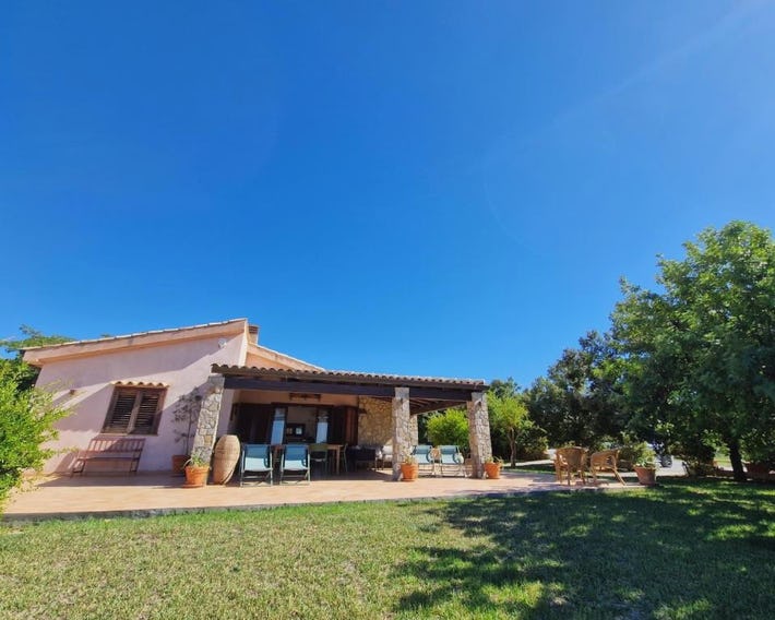 Villa del Carrubo a due passi dal mare di Cefalù