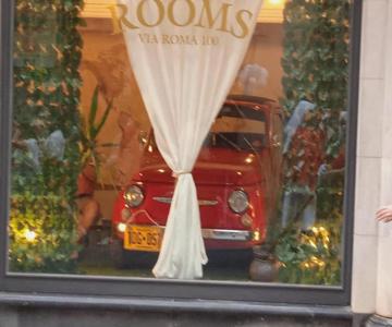 via ROMA 100 ROOMS