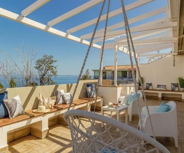 Naxos Loft