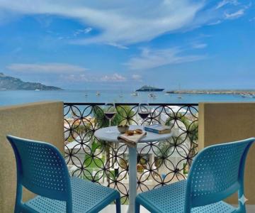 La Finestra sul Mare Modern Apartment