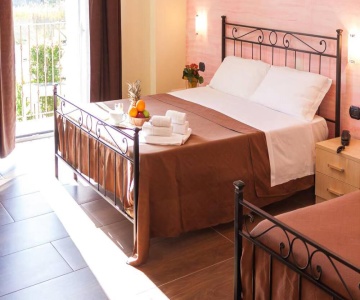Mimi Hotel & Camping