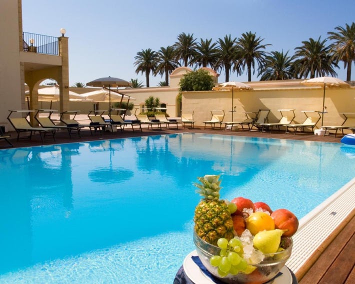 Mahara Hotel & Wellness