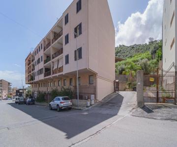 Casa Mata e Grifone - Bivani con posto auto
