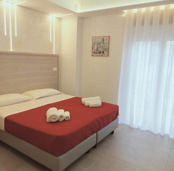 Bijou rooms