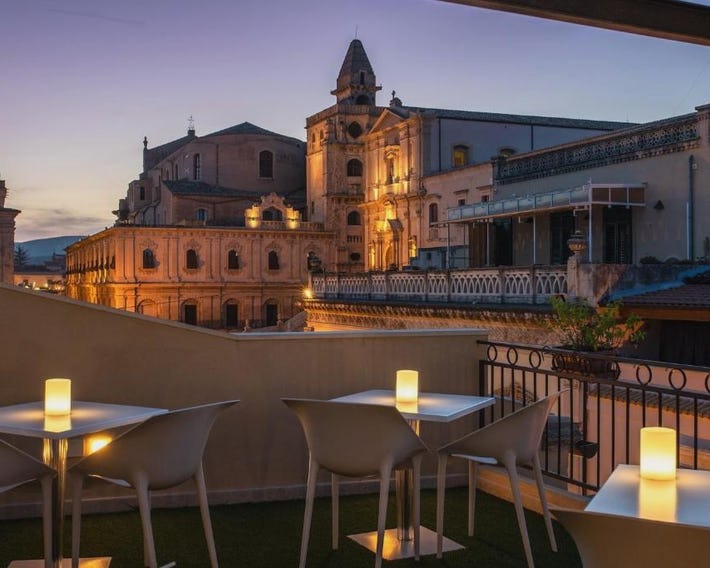 Hotel Porta Reale