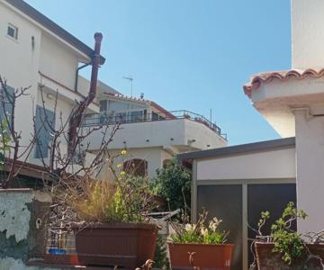 Mansarda con terrazzo vista mare