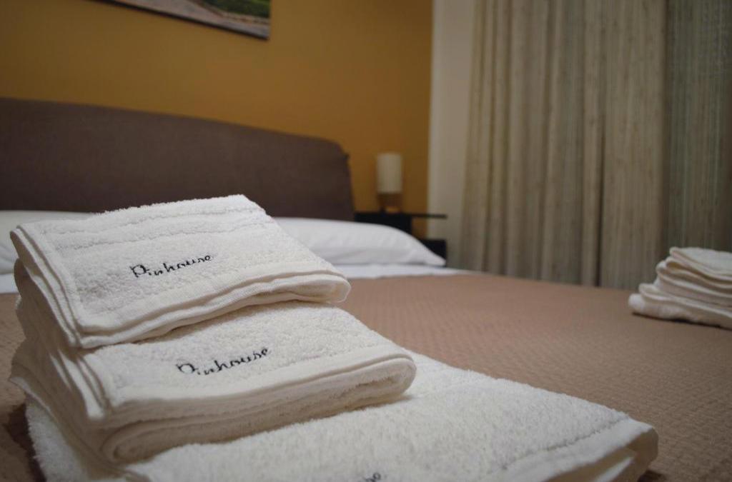 Pinhouse Apartment