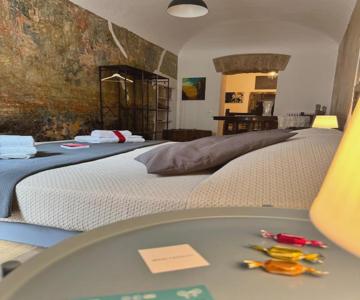 Vetriera Home