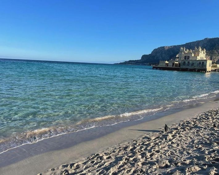 Casetta Blu Mondello zona Partanna