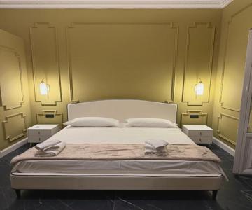 Four rooms luxury suite
