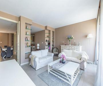Central Suite
