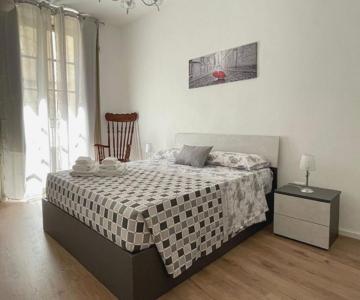 A CASA DI ELENA