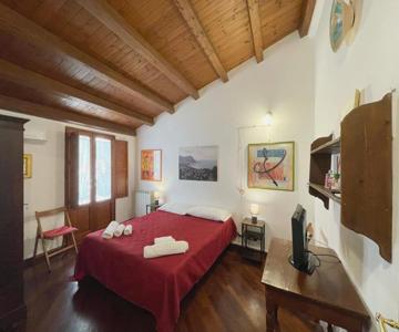 House Quattro Canti