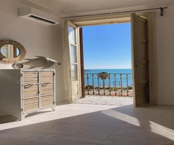 Magellano Suite. Fronte Mare + Free Park + Wi-Fi
