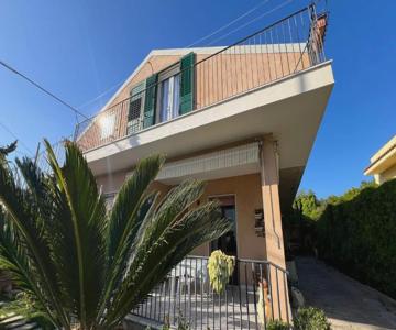 Casa Genisi