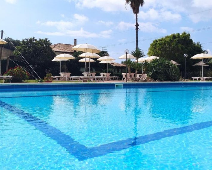 Hotel Relax