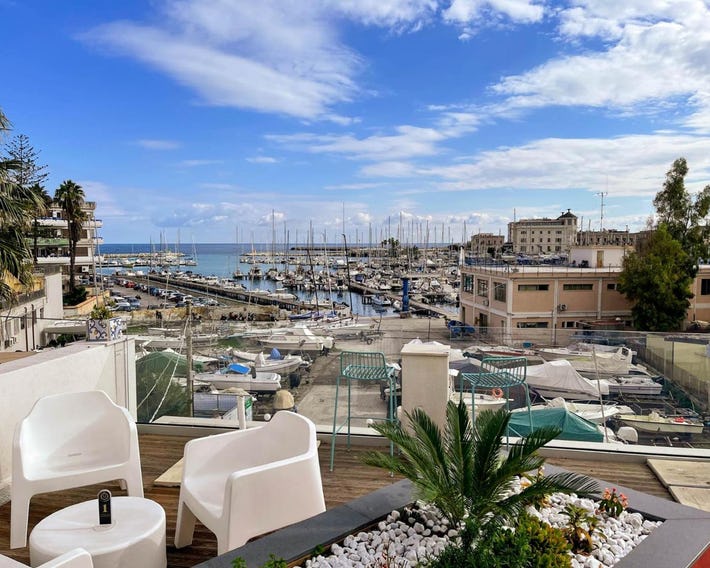 Regina Margherita Bed and Breakfast & Solarium