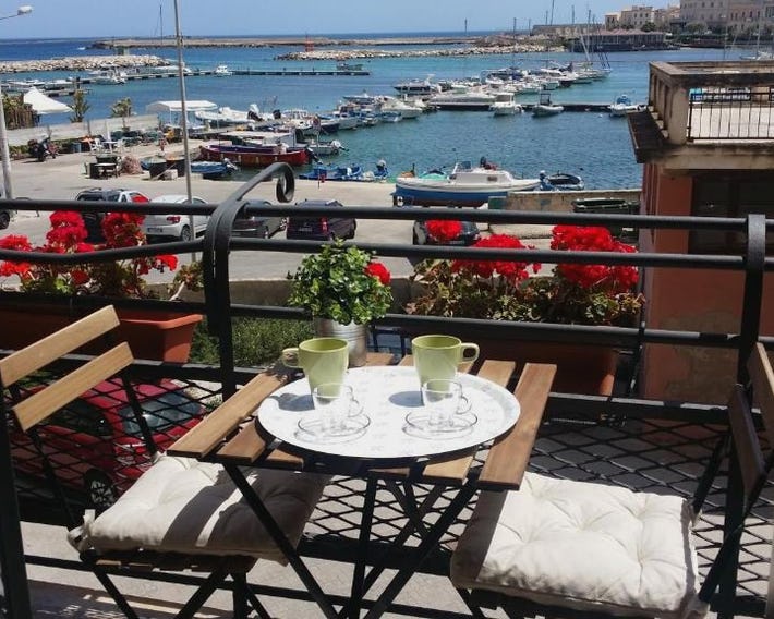 Aretè Guest House
