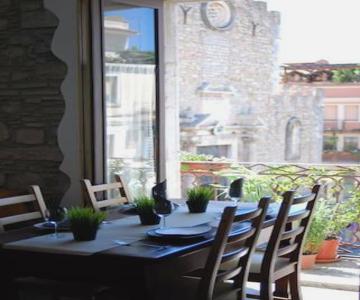 Casa Girolamo in Piazza Duomo
