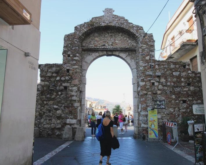 C-est la vie TAORMINA