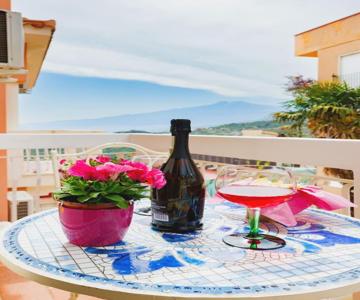 Casa Vacanze Marilyn with FREE PRIVATE PARKING