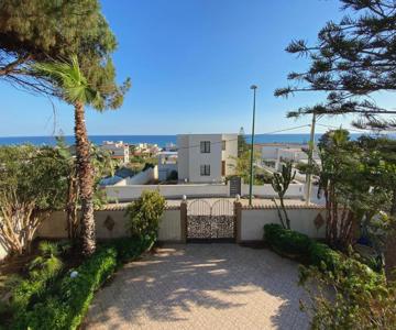 Sea View - Beautiful Private Terrace with BBQ