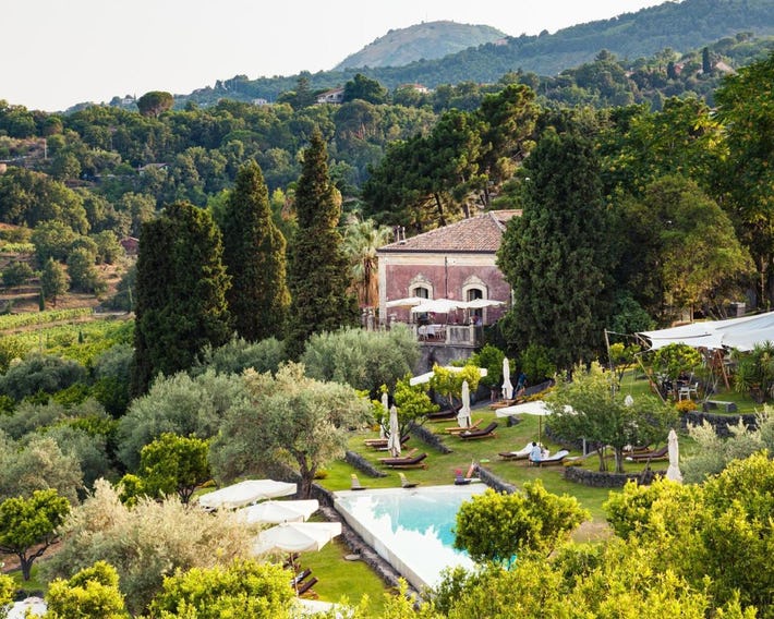 Monaci delle Terre Nere