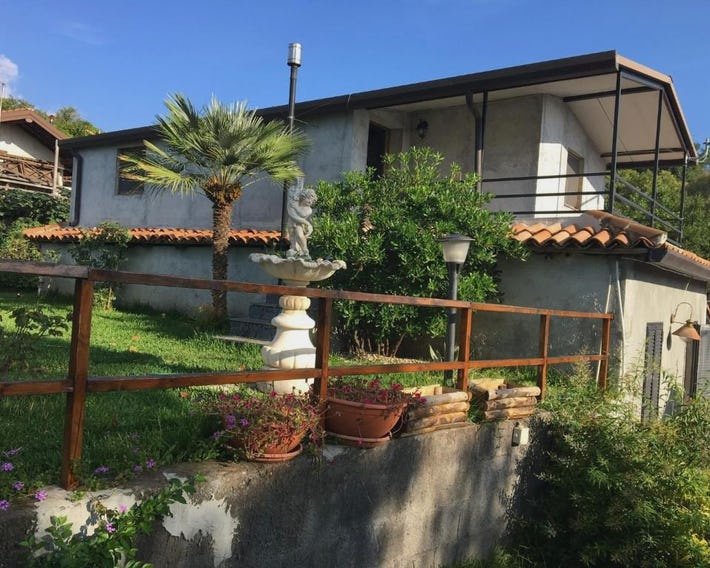 13 Via Pavone