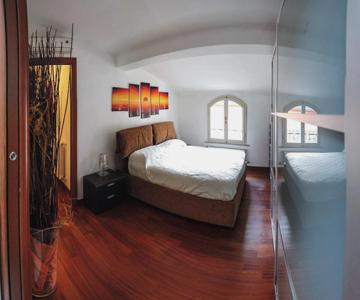 Mistral Holidays -Stupenda mansarda centralissima con finiture di lusso