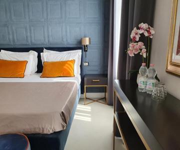 Maxim Hotel