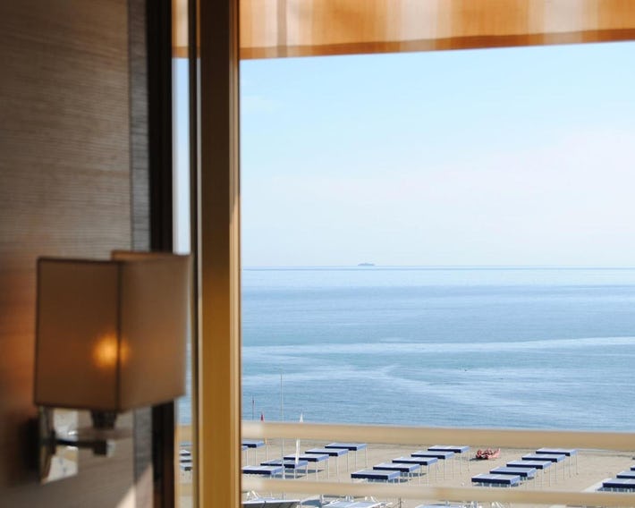 Hotel Capri & Residence