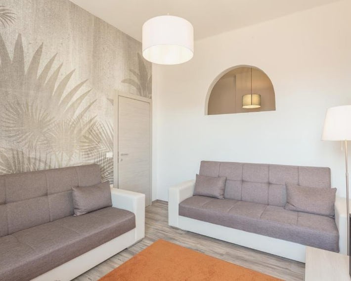 Verdi 185 by Pleiades Home