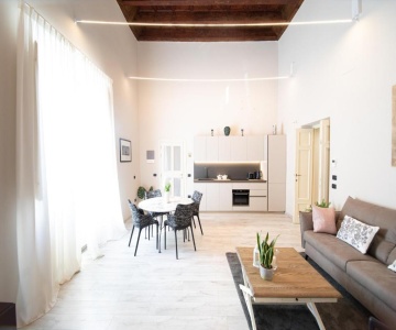 Venus Luxury Apartment In Center Town