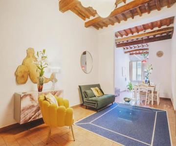 Michael's Home - Cozy apartment in the heart of Lucca