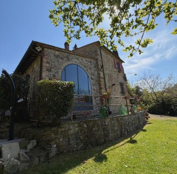 Casa nel bosco il Grottone