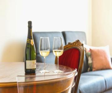 Hostly-Suite le Maioliche-Charme in Town Center