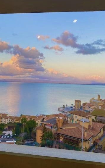 BILOCALE VISTA MARE CON POSTO AUTO