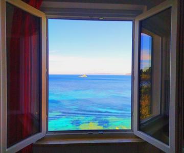Ghiaie sea view