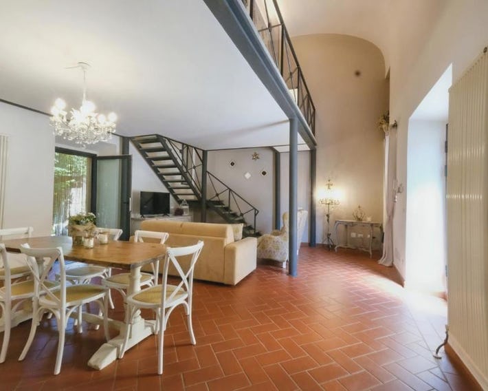 Loft in Collina a Firenze con Parcheggio e Aria Condizionata