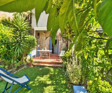 La casa nel castello e il giardino segreto