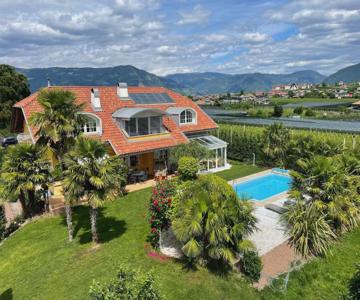 Villa Raifer