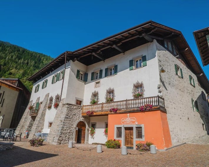 Palazzo Lodron Bertelli. Dimora Storica & Spa
