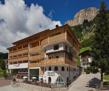 Mountain Hotel Mezdì