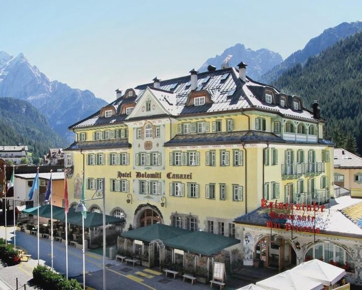 Hotel Dolomiti Schloss