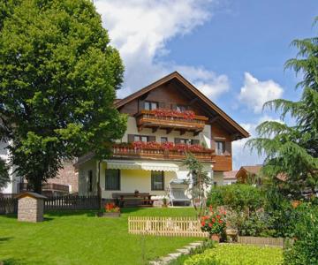 Residence Linde - Ferienwohnungen & Apartments