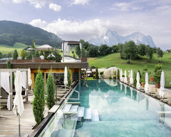ABINEA Dolomiti Romantic SPA