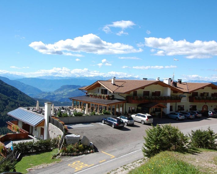 Hotel Gstatsch