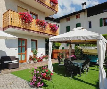 Appartamento "Laghet" a piano terra con giardino