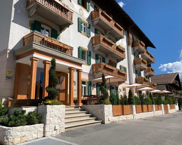 Hotel Serena